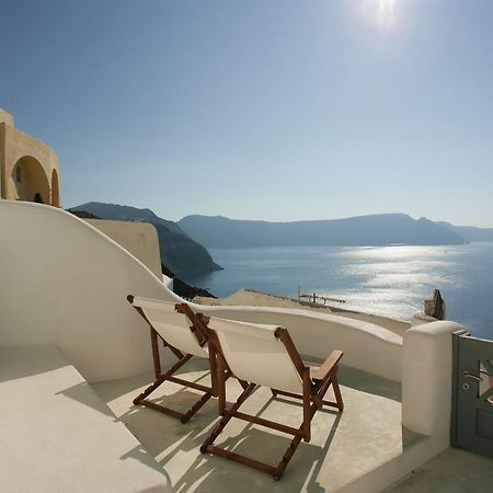 White Suite Oía Dış mekan fotoğraf