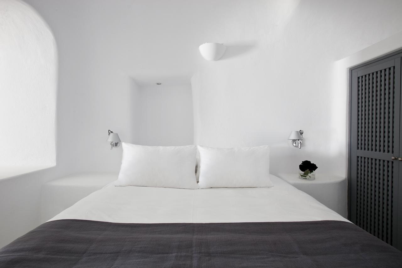 White Suite Oía Dış mekan fotoğraf