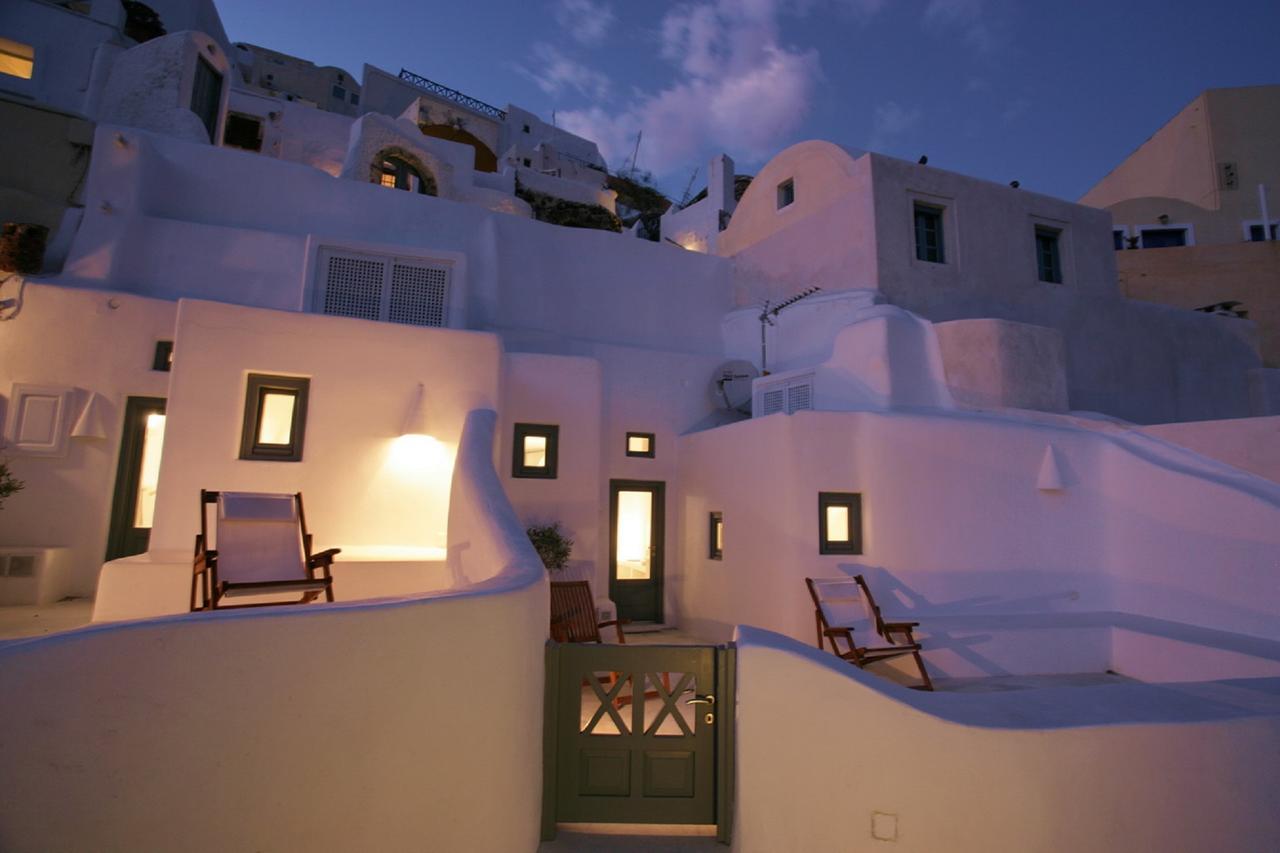 White Suite Oía Dış mekan fotoğraf