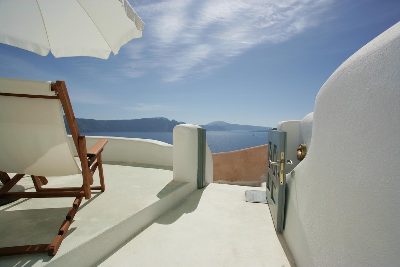 White Suite Oía Dış mekan fotoğraf